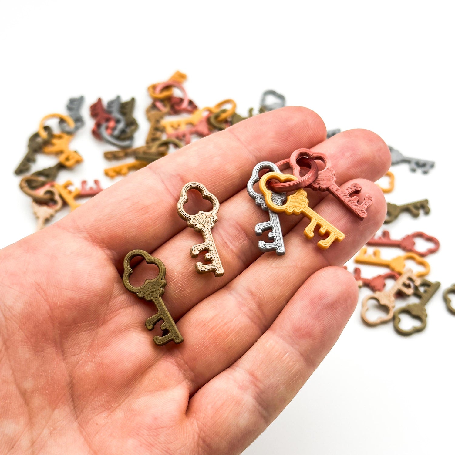 Castle Combo – 3D Deluxe Keys (5 mixed colors) & Coins Set (100 pcs)